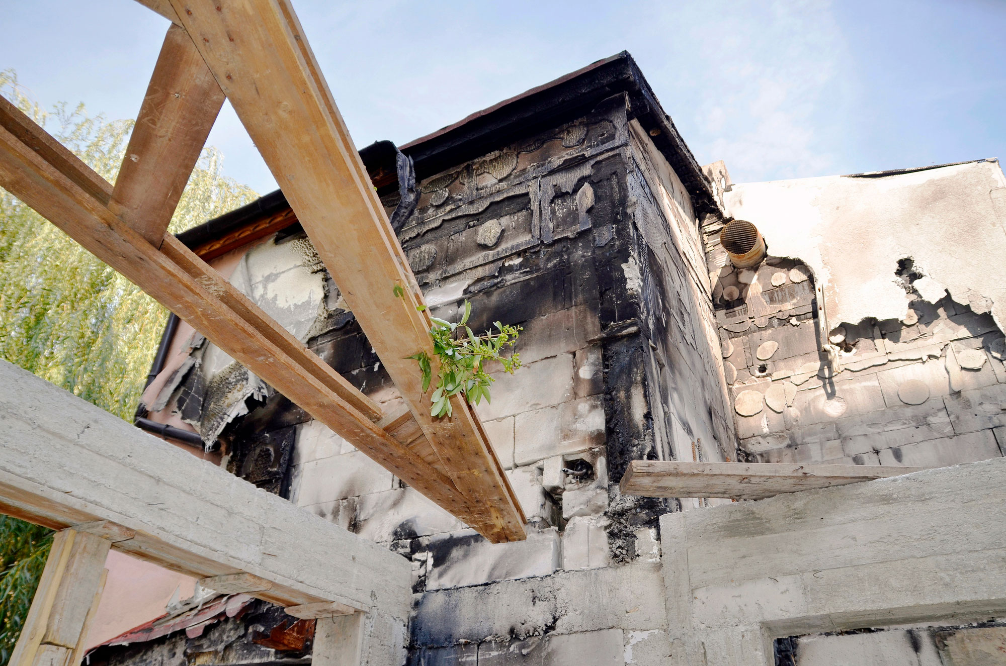 Smoke Damage Restoration in Pensacola, Destin, Crestview, Navarre, FL and Nearby Cities