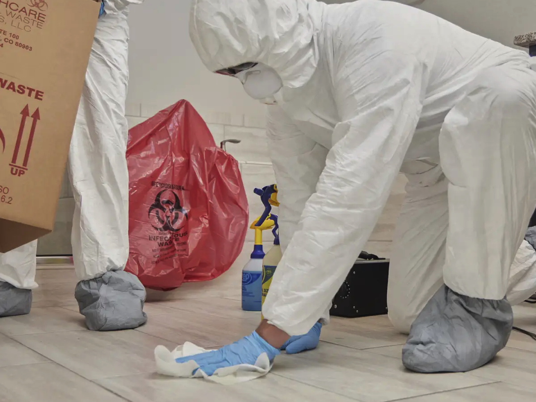 Suicide Cleanup Navarre FL